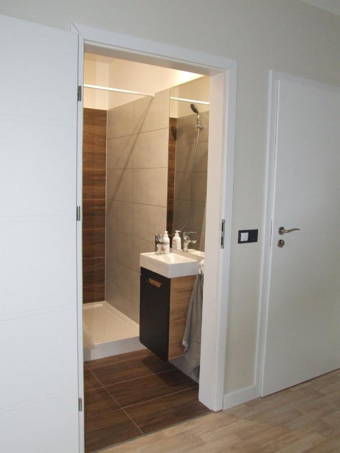 White Room Wroclaw Przy Wyspie Opatowickiej Exterior photo